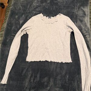 Brandy Melville Light Gray Long Sleeve Top